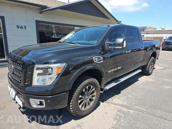 2018 Nissan TITAN XD PRO-4X Crew Cab Medium Bed