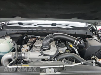 2018 Nissan TITAN XD PRO-4X Crew Cab Medium Bed – miniatura 16