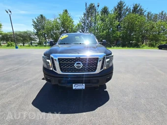 2018 Nissan TITAN XD SL Crew Cab Medium Bed