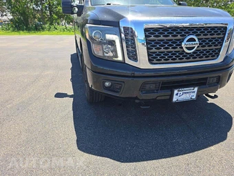2018 Nissan TITAN XD SL Crew Cab Medium Bed - miniatura 18