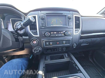 2018 Nissan TITAN XD SL Crew Cab Medium Bed - miniatura 7