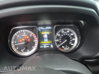 2018 Nissan TITAN XD SL Crew Cab Medium Bed - miniatura 12