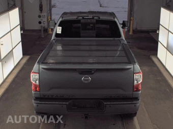 2018 Nissan TITAN XD SL Crew Cab Medium Bed - miniatura 5