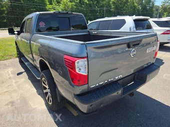 2018 Nissan TITAN XD SL Crew Cab Medium Bed - miniatura 2