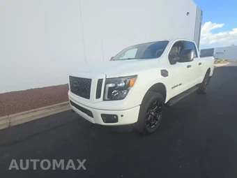 2018 Nissan TITAN XD SL Crew Cab Medium Bed