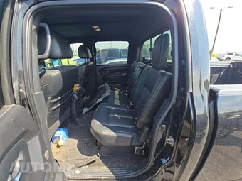 2018 Nissan TITAN XD SL Crew Cab Medium Bed - miniatura 13