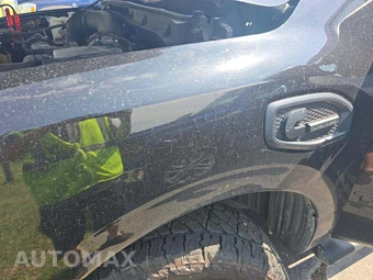 2018 Nissan TITAN XD SL Crew Cab Medium Bed - miniatura 22
