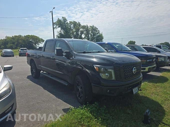2018 Nissan TITAN XD SL Crew Cab Medium Bed - miniatura 4