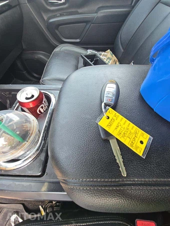 2018 Nissan TITAN XD SL Crew Cab Medium Bed - miniatura 8