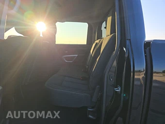 2018 Nissan TITAN XD SV Crew Cab Medium Bed - miniatura 13