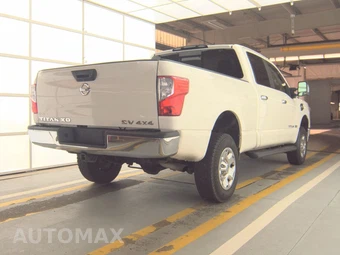 2018 Nissan TITAN XD SV Crew Cab Medium Bed - miniatura 4