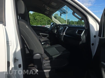 2018 Nissan TITAN XD SV Crew Cab Medium Bed - miniatura 8
