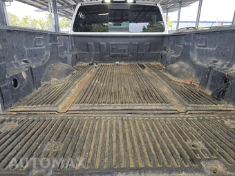 2018 Nissan TITAN XD SV Crew Cab Medium Bed - miniatura 16
