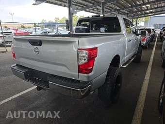 2018 Nissan TITAN XD SV Crew Cab Medium Bed - miniatura 4