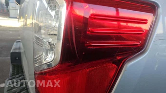 2018 Nissan TITAN XD SV Crew Cab Medium Bed - miniatura 68