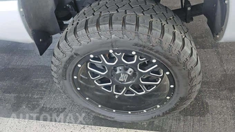 2018 Nissan TITAN XD SV Crew Cab Medium Bed - miniatura 81