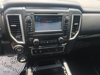 2018 Nissan TITAN XD SV Crew Cab Medium Bed - miniatura 11
