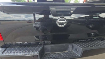 2018 Nissan TITAN XD SV Crew Cab Medium Bed - miniatura 25