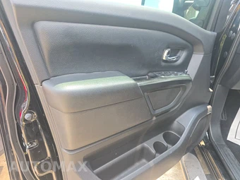2018 Nissan TITAN XD SV Crew Cab Medium Bed - miniatura 9