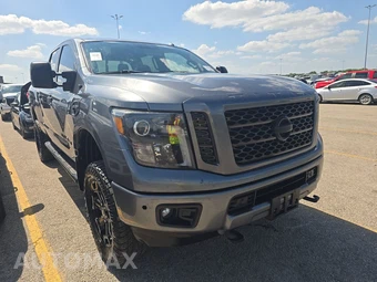 2018 Nissan TITAN XD SV Crew Cab Medium Bed - miniatura 3