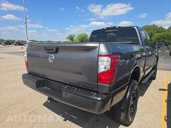 2018 Nissan TITAN XD SV Crew Cab Medium Bed - miniatura 4