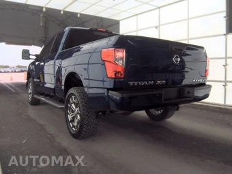 2018 Nissan TITAN XD SV Extended Cab Medium Bed - miniatura 6