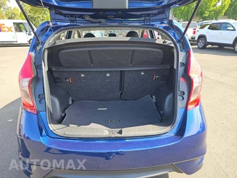 2018 Nissan Versa Note SV - miniatura 11