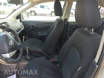 2018 Nissan Versa Sedan S - miniatura 7