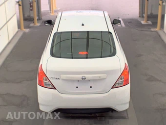 2018 Nissan Versa Sedan S – miniatura 5