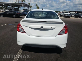 2018 Nissan Versa Sedan S Plus – miniatura 5