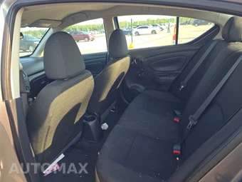 2018 Nissan Versa Sedan S Plus – miniatura 13