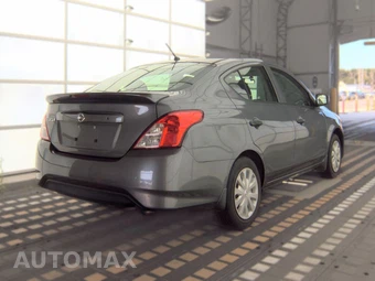 2018 Nissan Versa Sedan S Plus – miniatura 4