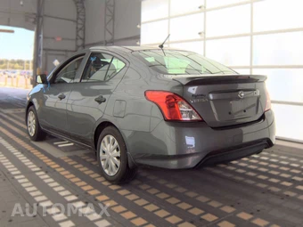 2018 Nissan Versa Sedan S Plus – miniatura 6