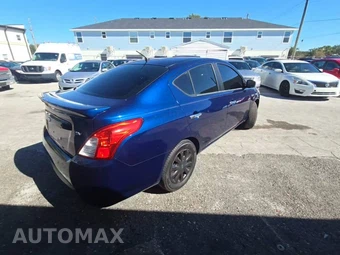 2018 Nissan Versa Sedan SV – miniatura 4