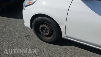 2018 Nissan Versa Sedan SV – miniatura 31