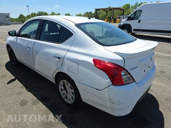 2018 Nissan Versa Sedan SV – miniatura 6