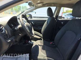 2018 Nissan Versa Sedan SV – miniatura 7