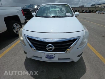 2018 Nissan Versa Sedan SV – miniatura 2