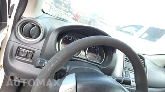 2018 Nissan Versa Sedan SV – miniatura 25