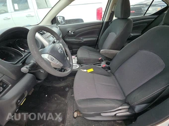 2018 Nissan Versa Sedan SV – miniatura 7