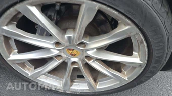 2018 Porsche 718 Cayman – miniatura 22