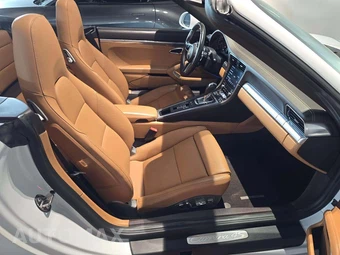 2018 Porsche 911 Carrera 4S Cabriolet – miniatura 18