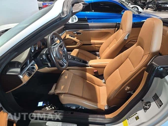 2018 Porsche 911 Carrera 4S Cabriolet – miniatura 6