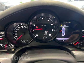 2018 Porsche 911 Carrera S - miniatura 22