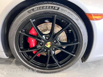 2018 Porsche 911 Carrera S - miniatura 39