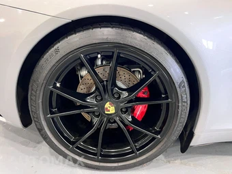 2018 Porsche 911 Carrera S - miniatura 40