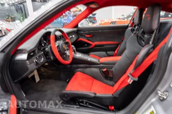 2018 Porsche 911 GT2 RS - miniatura 11