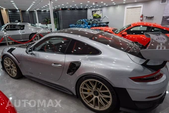 2018 Porsche 911 GT2 RS - miniatura 3