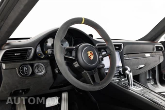2018 Porsche 911 GT2 RS - miniatura 18
