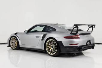 2018 Porsche 911 GT2 RS - miniatura 5